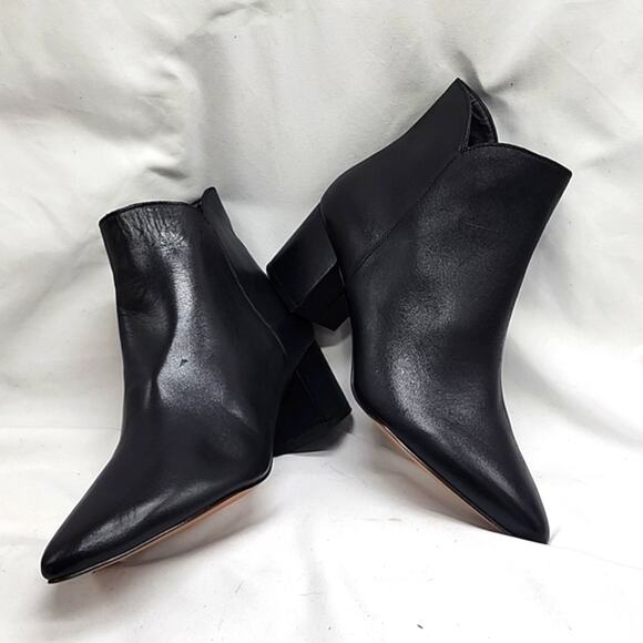 COLE HAAN ELYSE BLACK 100% LEATHER BOOTIES LADIES 6.5 NWOB - Picture 14 of 16